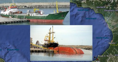 Stire din Economie : O navă cu ciment s-a răsturnat; un marinar e dat dispărut