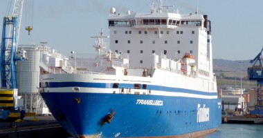 Stire din Economie : Ce îi așteaptă pe marinari și cadeți în 2014?