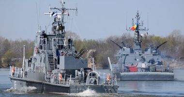 Stire din Eveniment : Nave militare fluviale, la instrucţie pe Dunăre şi Braţul Sfântu Gheorghe