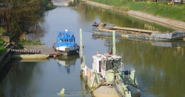 Stire din Economie : Navigația pe Canalul Bega va fi redeschisă cu bani europeni