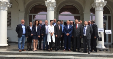 Stire din Economie : Navigatorii trebuie să beneficieze de pensii în țările lor!