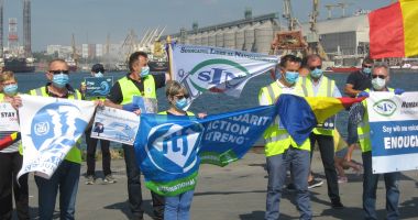 Navigatorii români, în prima linie a războiului dus împotriva pandemiei Covid-19 - 5