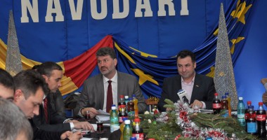 Matei a primit colindători la ședința de consiliu local - 3