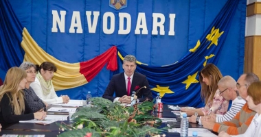 Stire din Politică-Administrație : Centrul de Sănătate și Liceul "Lazăr Edeleanu" din Năvodari, în atenția aleșilor locali