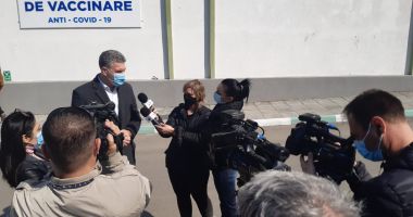 Stire din Politică-Administrație : Edilul Florin Chelaru: „Mă bucur că Centrul de vaccinare de la Năvodari a devenit operațional”