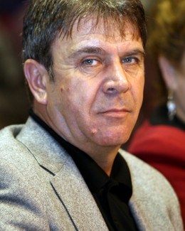 Stire din Politică-Administrație : "Crucea va redeveni comuna trandafirilor"