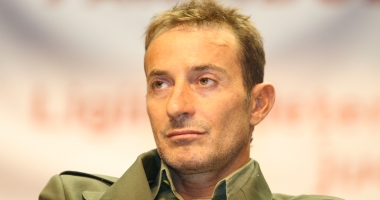 Stire din Eveniment : RADU MAZĂRE, SENTINȚĂ AMÂNATĂ PENTRU A ȘAPTEA OARĂ