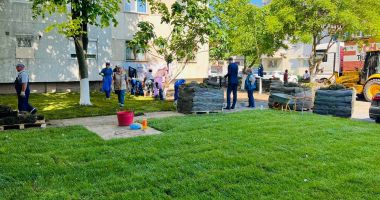 Stire din Politică-Administrație : Administraţia publică din Năvodari continuă igienizarea oraşului