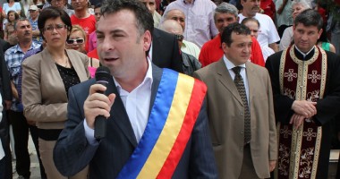 Primarul Nicolae Matei și năvodărenii au sărbătorit Ziua Eroilor și Înălțarea Domnului - 2