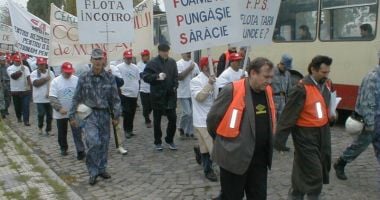 Stire din Economie : Compania de Navigație Maritimă Navrom din Constanța  stă de 20 de ani în insolvență
