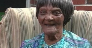 Stire din Actualitate : O americană a votat pentru prima dată în cei 108 ani ai săi. Ea l-a ales pe "BAMA"