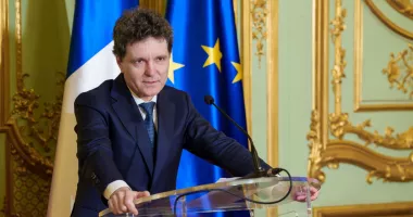 Stire din Politică-Administrație : Invitație strategică pentru România. Nicușor Dan, chemat la Consiliul de Pace de la Washington