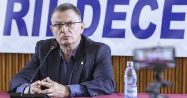 Stire din Cultură-Educație : Profesorii resping iar oferta Guvernului. “Le dăm răspuns marți, în Piața Victoriei“