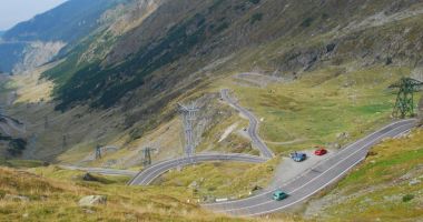 Stire din Eveniment : Şoferi, atenţie! Se închide Transfăgărăşanul
