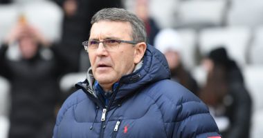 Stire din Sport : Gloria Buzău a anunțat rezilierea contractului cu antrenorul Eugen Neagoe