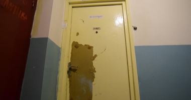 Un bloc întreg din Constanța, terorizat  de un bărbat! Poliția: "Nu există plângeri" - 3