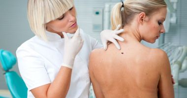Stire din Sănătate : Din ce cauză încep să sângereze negii