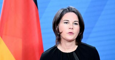 Stire din Actualitate : Şefa diplomaţiei germane, Annalena Baerbock:  „Negocierile cu Rusia nu sunt în prezent o opţiune”