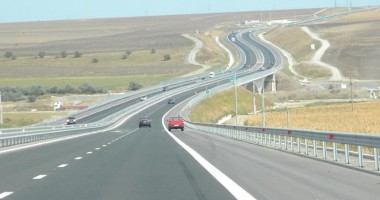 Stire din Politică-Administrație : Autostrada Comarnic Brașov va fi gata la sfârșitul lui 2016