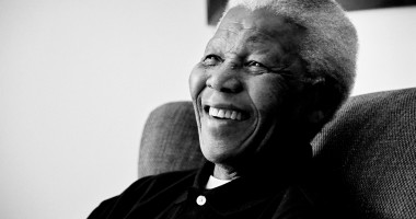 Stire din Actualitate : Nelson Mandela, omagiat la tragerea la sorți pentru CM-2014