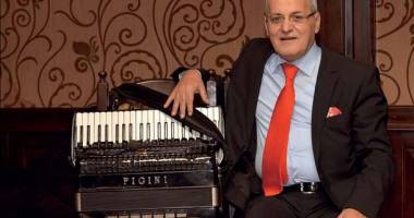 Stire din Monden : Nelu Ploieșteanu: "Eu eram obosit, ea voia sex!"