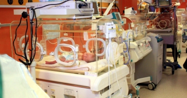 Stire din Sănătate : Bani pentru renovarea secției de Neonatologie