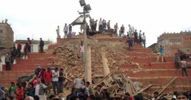 Cutremur în Nepal / Fotografiile care au făcut înconjorul lumii - 3