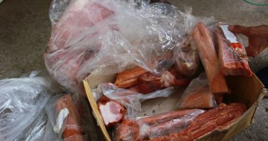 Stire din Social : Nereguli în piețe și supermarketuri. Tone de carne confiscată și distrusă de inspectorii sanitar-veterinari
