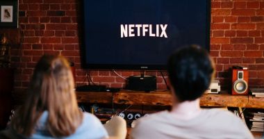 Stire din Actualitate : Netflix a pierdut aproape un milion de abonați în câteva luni