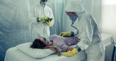 Stire din Actualitate : Peste 90% dintre românii care au murit din cauza COVID-19 în ultima săptămână erau nevaccinați