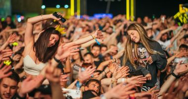 GALERIE FOTO. Suedezul ALESSO și-a sărbătorit ziua de naștere alături de cei peste 60.000 de fani NEVERSEA - 5
