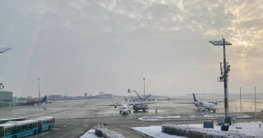 Stire din Economie : Compania Naţională Aeroporturi Bucureşti, anunțul dimineții despre traficul aerian, în condiții de iarnă
