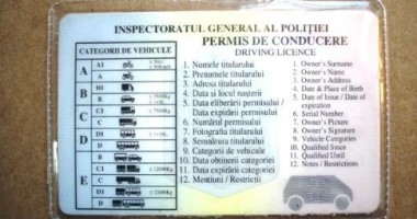 Șef birou examinări auto judecat pentru luare de mită