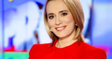 Stire din Diverse : SCHIMBĂRI MAJORE LA PRO TV. Sîrbu pleacă din trust. Urmează și Andreea Esca?