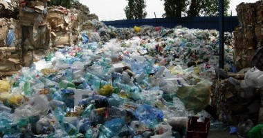 Stire din Social : Peste 11.000 de tone de deșeuri reciclabile, colectate într-o lună de zile
