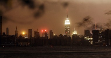 Galerie foto/ Imagini incredibile din New York-ul lovit de uraganul Sandy - 3