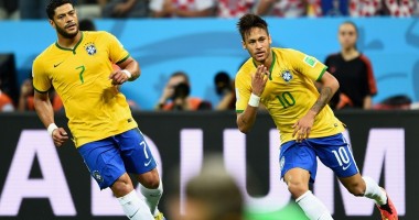 Stire din Sport : Cupa Mondială 2014 / Competiția a început cu meciul Brazilia - Croația, scor 3-1