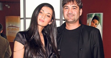 Stire din Monden : Nicoleta Luciu: Romantism într-o casă cu patru copii, doar după 8 seara