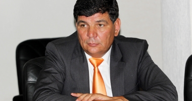 Stire din Politică-Administrație : Alianță "dubioasă" în județul Constanța. PSD și PNL s-au coalizat împotriva PMP