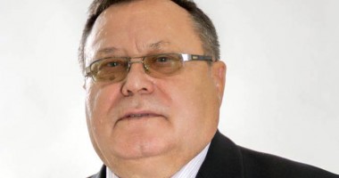 Stire din Politică-Administrație : "În platforma PP-DD am găsit puncte strâns legate de realitate, realizabile după alegeri"