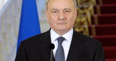 Stire din Actualitate : Președintele Republicii Moldova salută rezultatul alegerilor prezidențiale din România