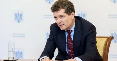 Stire din Actualitate : Preşedintele Nicuşor Dan se întâlneşte astăzi, cu liderii coaliţiei de guvernare, la Palatul Cotroceni