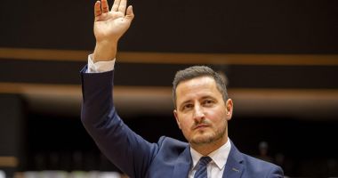 Stire din Actualitate : Nicu Ştefănuţă interpelează Comisia Europeană în contextul deciziei Meta