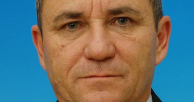 Stire din Politică-Administrație : Solicitarea deputaților independenți de a forma un grup parlamentar, amânată până pe 1 septembrie