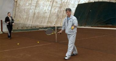 Stire din Sport : DOLIU ÎN SPORT. A MURIT primul antrenor al Simonei Halep