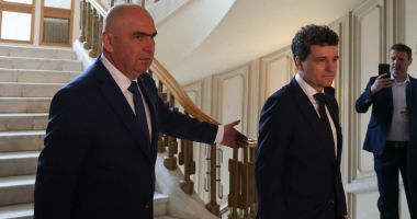 Stire din Politică-Administrație : Desemnarea prim-ministrului, amânată! Nicușor Dan și Ilie Bolojan nu se înțeleg privind creșterea TVA