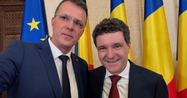 Stire din Actualitate : Președintele Nicușor Dan intervine în scandalul CV-ului fals al lui Ionuț Moșteanu