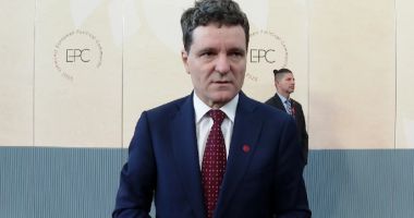 Stire din Politică-Administrație : Nicușor Dan spune că amenințarea cu drone nu mai este o chestiune de vecinătate cu Rusia