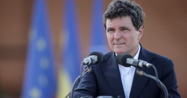 Stire din Politică-Administrație : Nicușor Dan: „Prezența companiilor americane a însemnat dezvoltare”