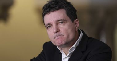 Stire din Politică-Administrație : Nicușor Dan: „Tarifele SUA vor afecta întreaga lume”